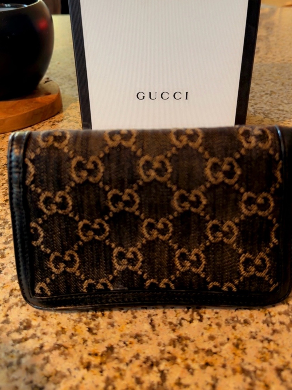 Gucci Black Leather Mini Wallet with Silver Stud Detail - Picture 6 of 7
